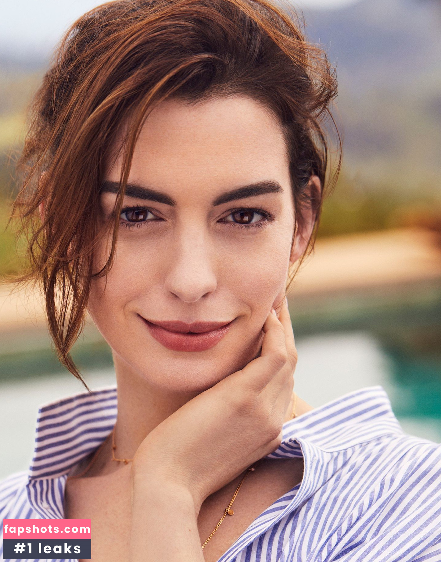 Anne Hathaway gallery photo #1714