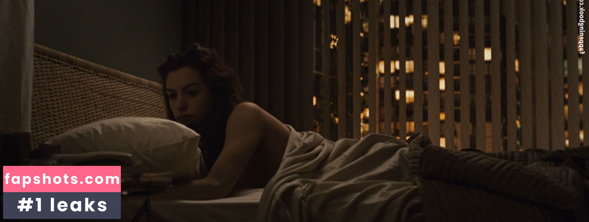 Anne Hathaway gallery photo #1724