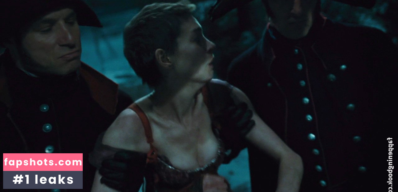 Anne Hathaway gallery photo #1737