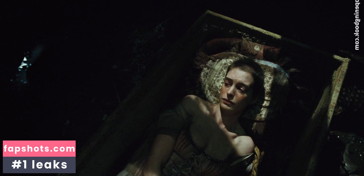 Anne Hathaway gallery photo #1746