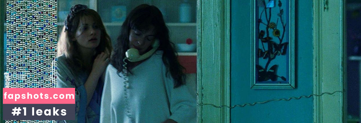 Anne Hathaway gallery photo #1762