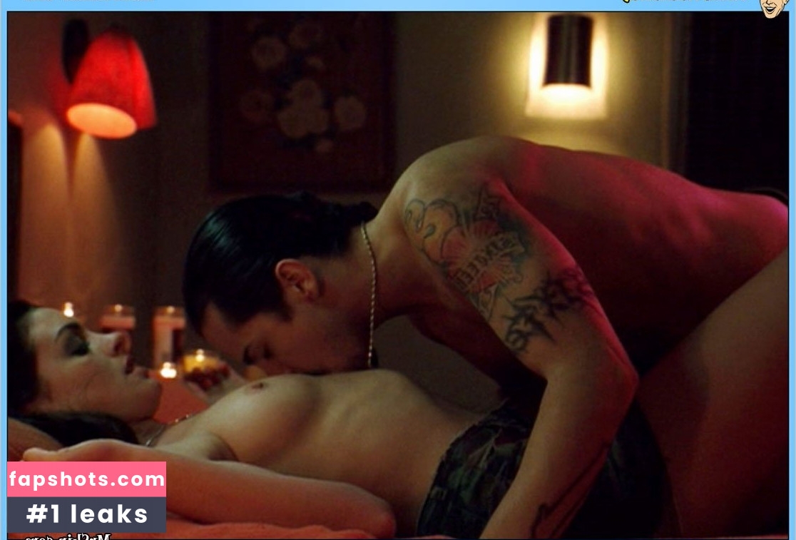 Anne Hathaway gallery photo #1853