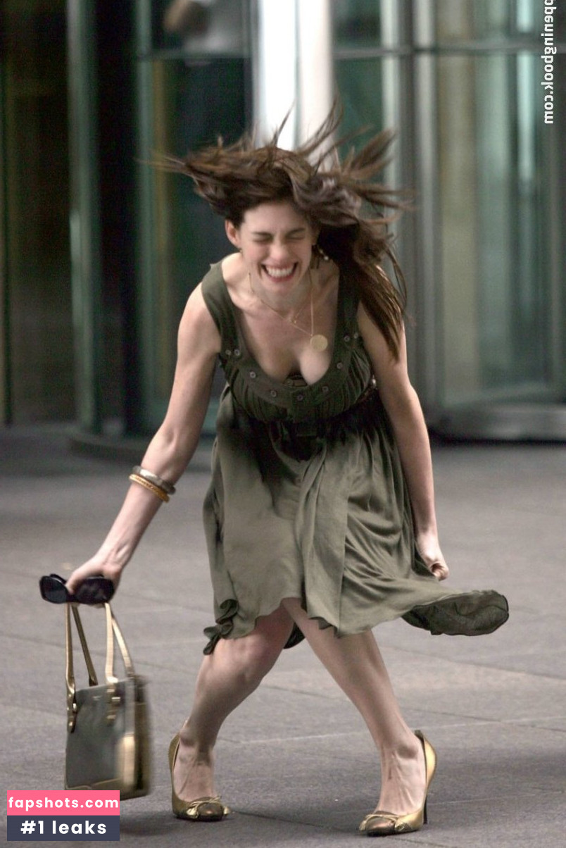 Anne Hathaway gallery photo #1856