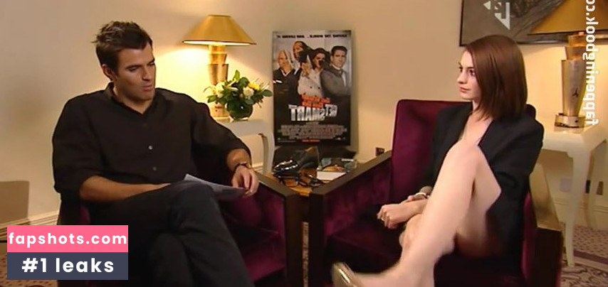 Anne Hathaway gallery photo #1933