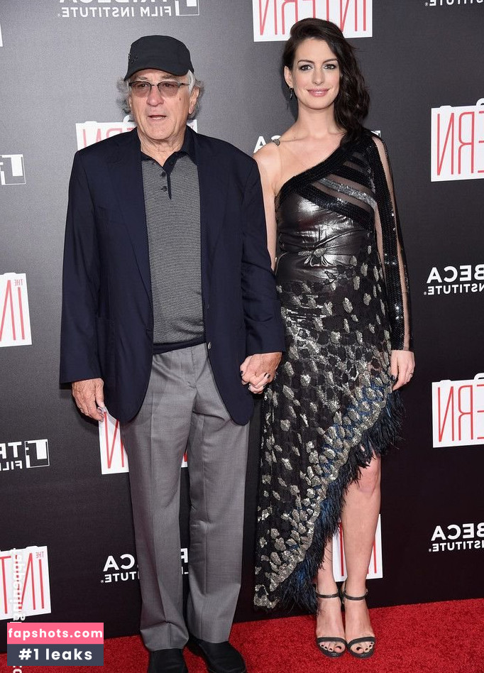 Anne Hathaway gallery photo #1959