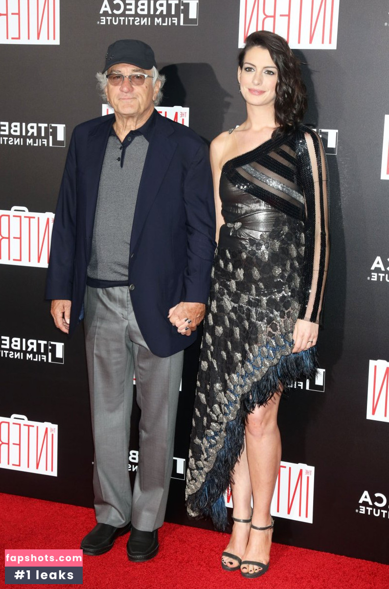 Anne Hathaway gallery photo #1979