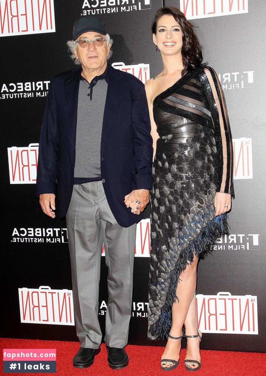 Anne Hathaway gallery photo #2033