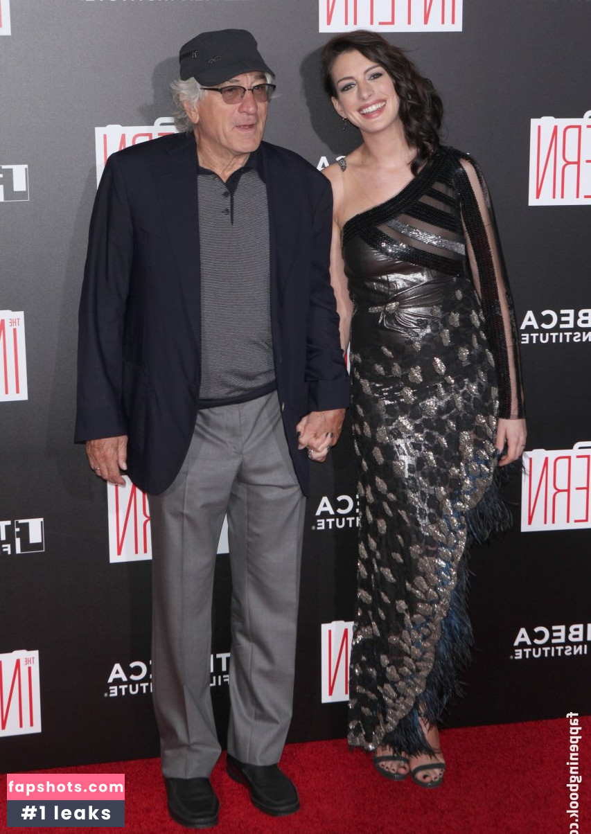 Anne Hathaway gallery photo #2047