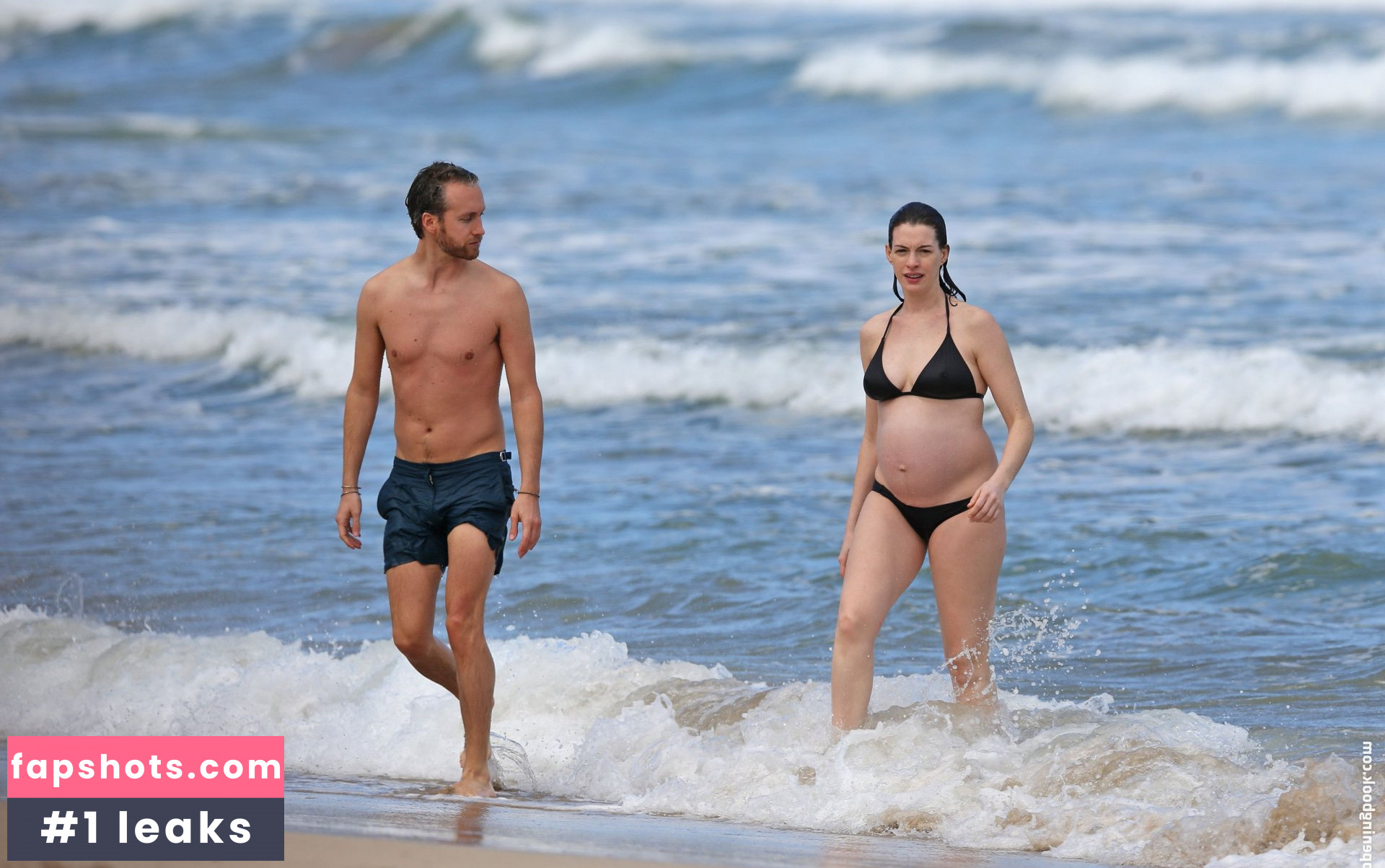 Anne Hathaway gallery photo #2055