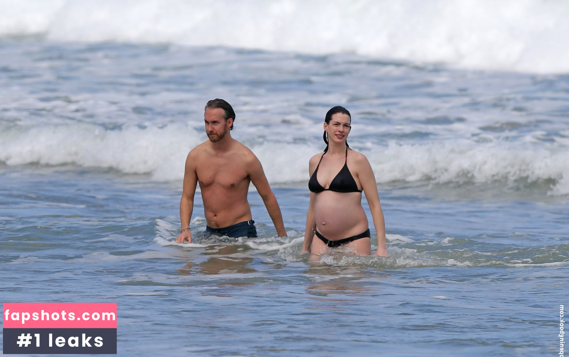 Anne Hathaway gallery photo #2061