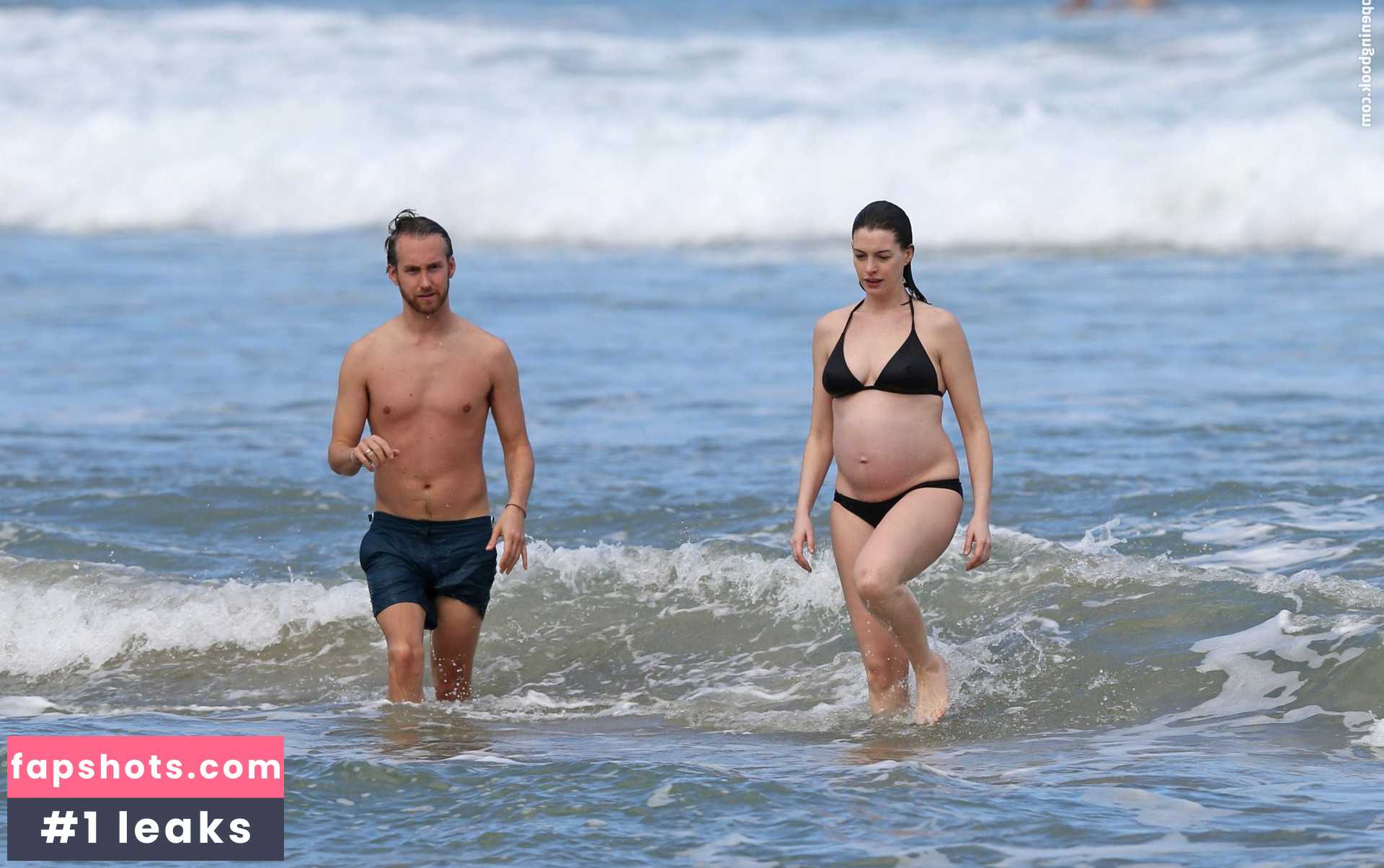 Anne Hathaway gallery photo #2071