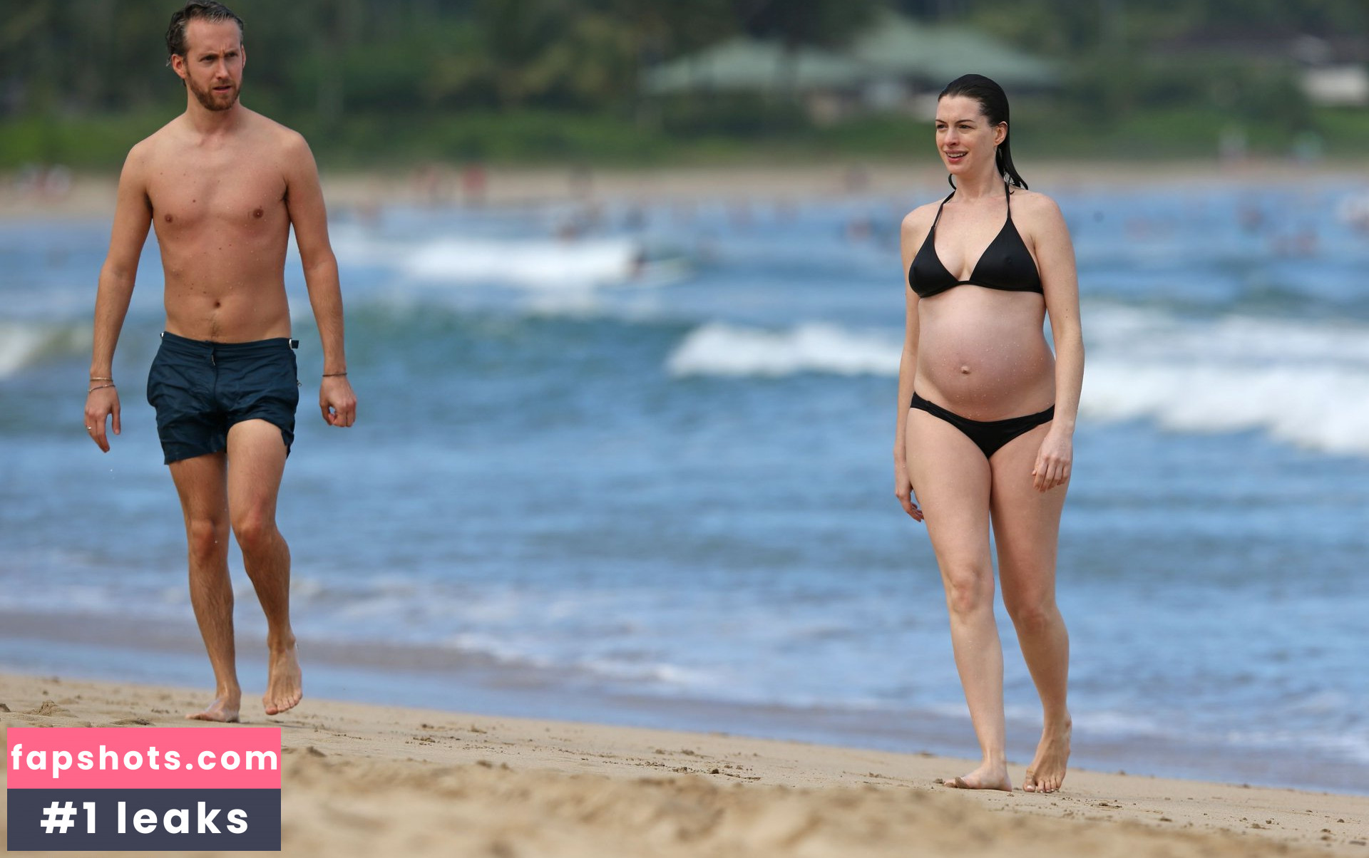 Anne Hathaway gallery photo #2075