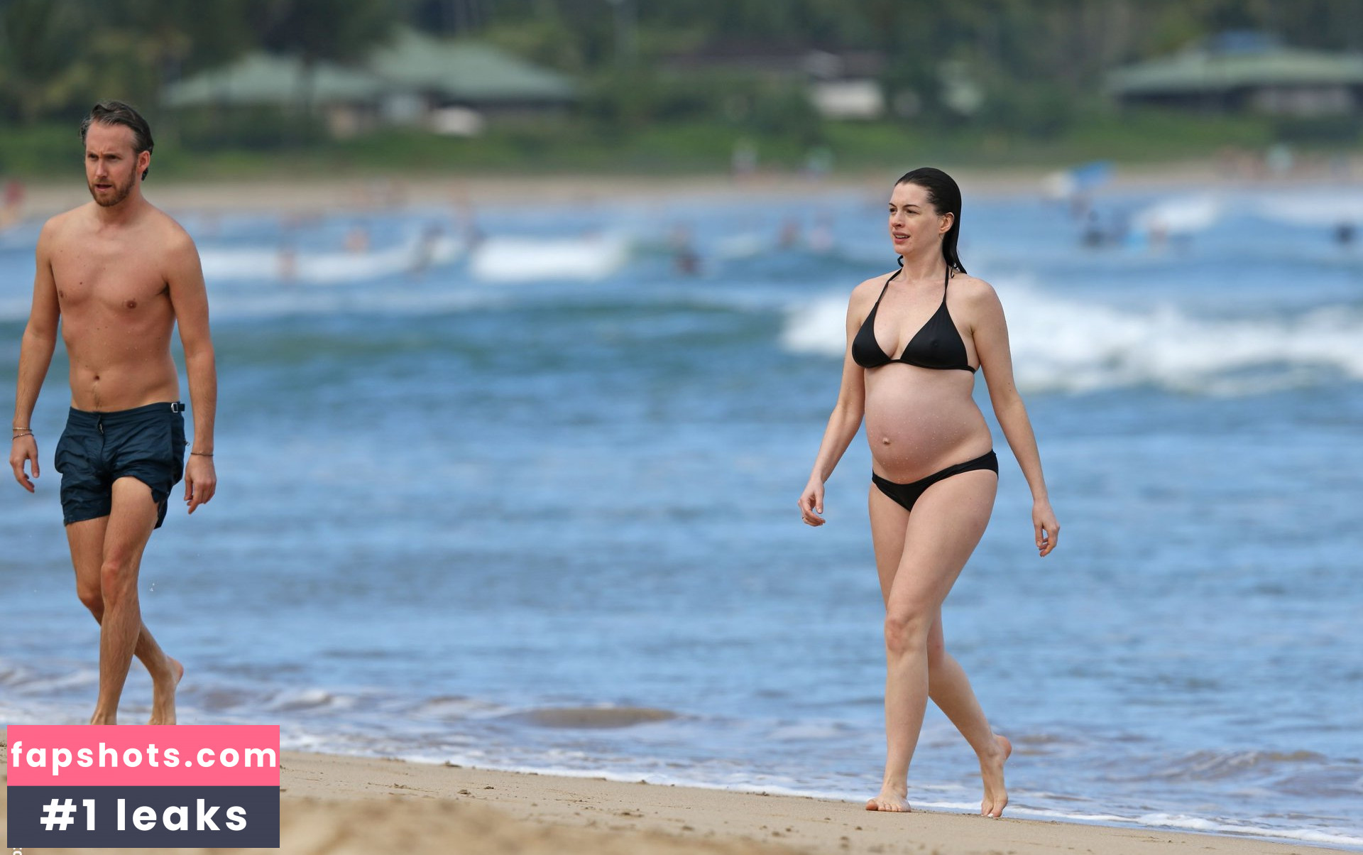 Anne Hathaway gallery photo #2076