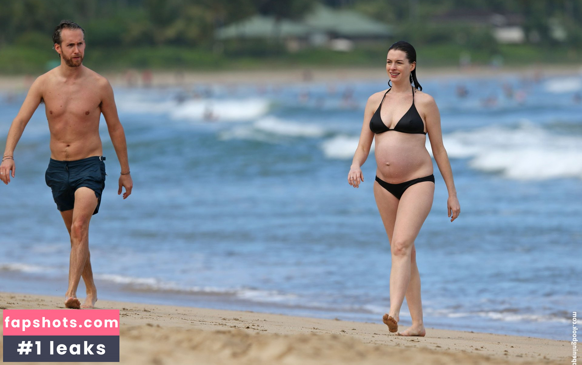 Anne Hathaway gallery photo #2078