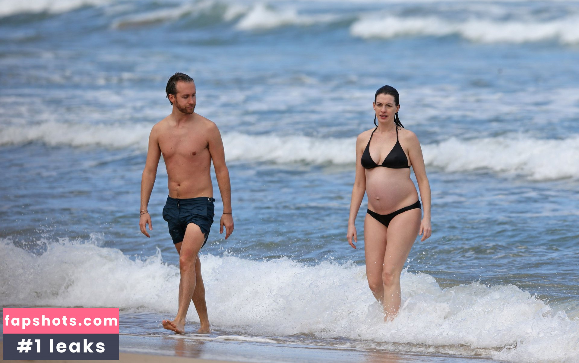 Anne Hathaway gallery photo #2079