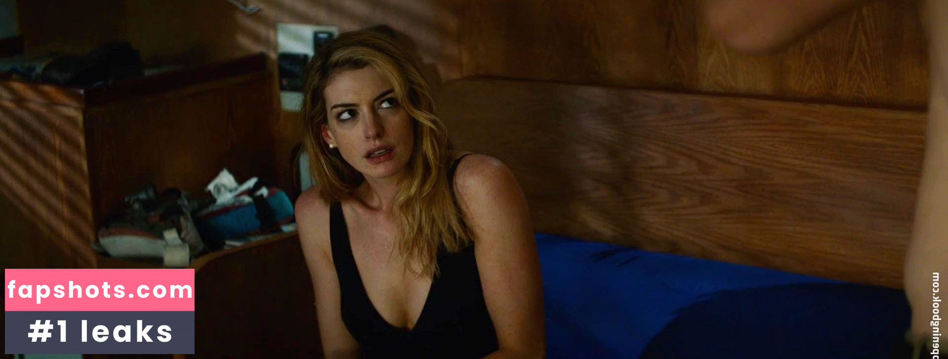 Anne Hathaway gallery photo #2123