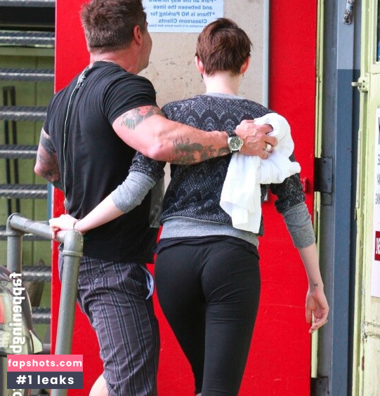 Anne Hathaway gallery photo #368