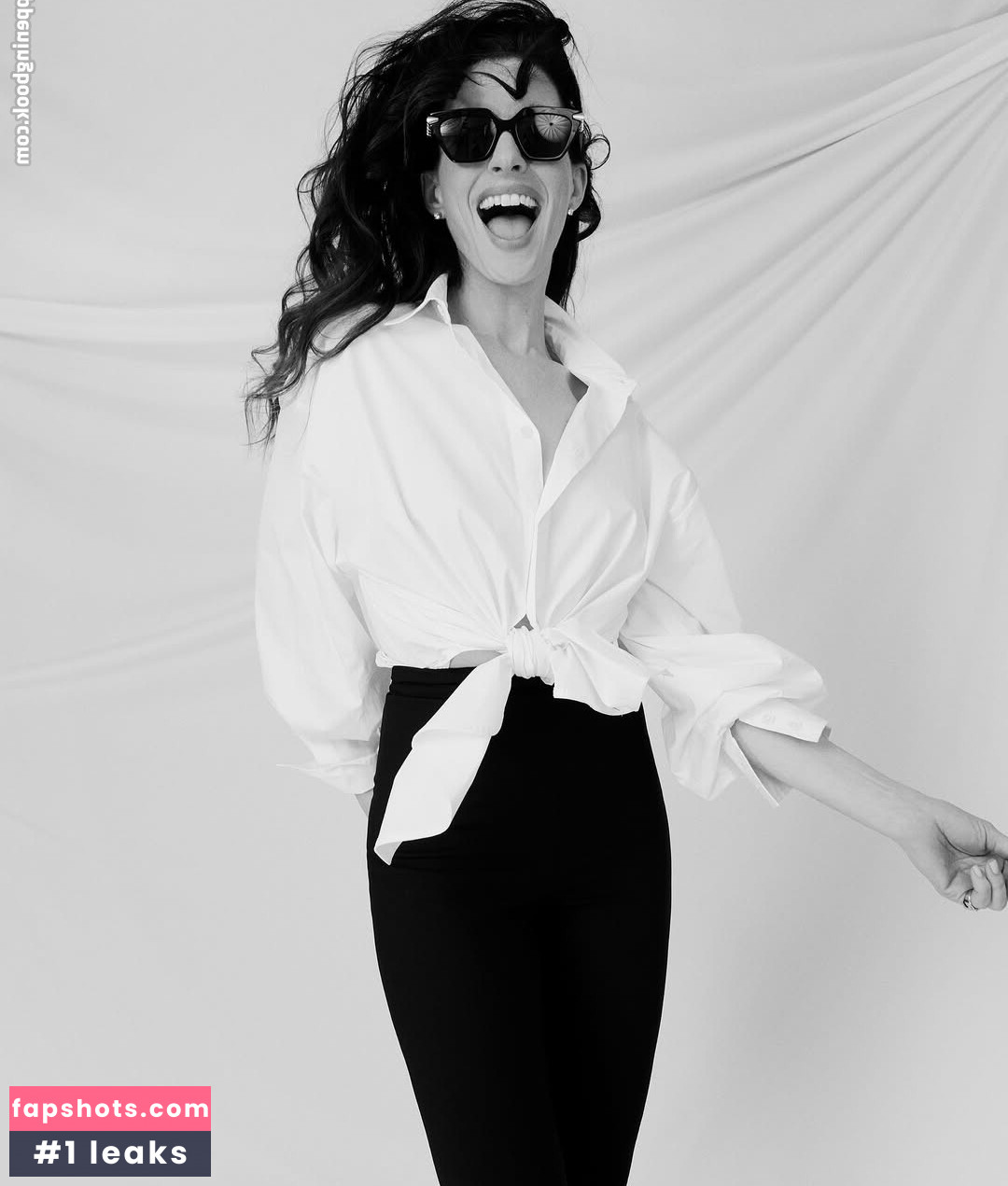 Anne Hathaway gallery photo #67