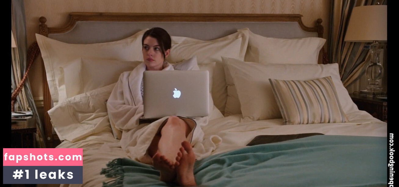 Anne Hathaway gallery photo #734