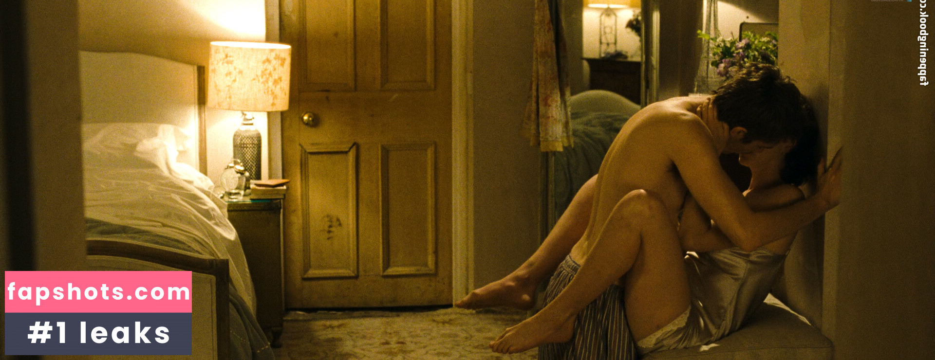 Anne Hathaway gallery photo #739