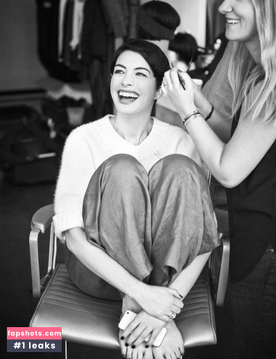 Anne Hathaway gallery photo #742
