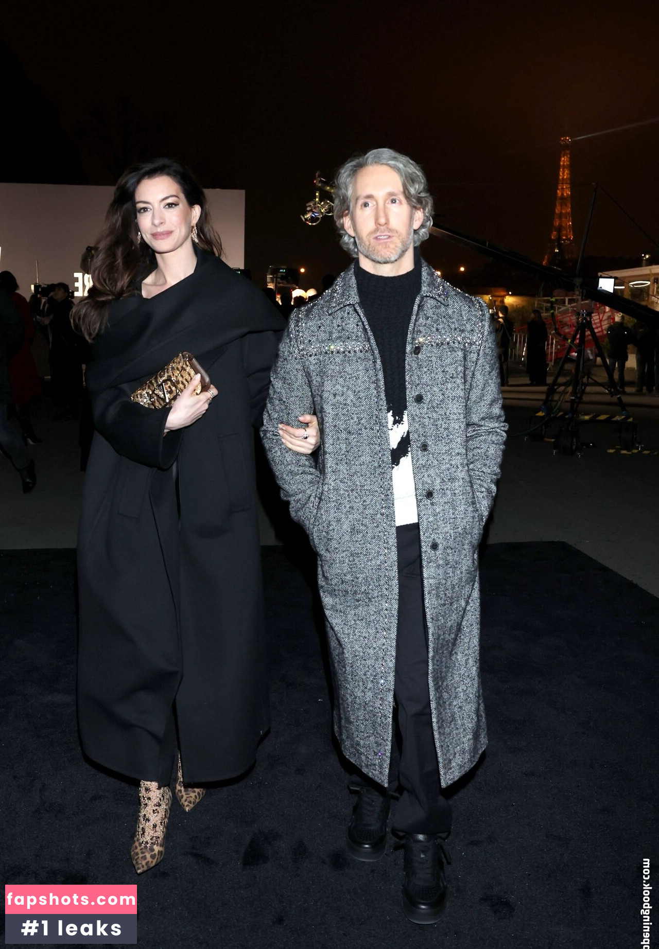 Anne Hathaway gallery photo #773