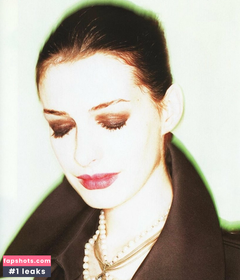 Anne Hathaway gallery photo #806