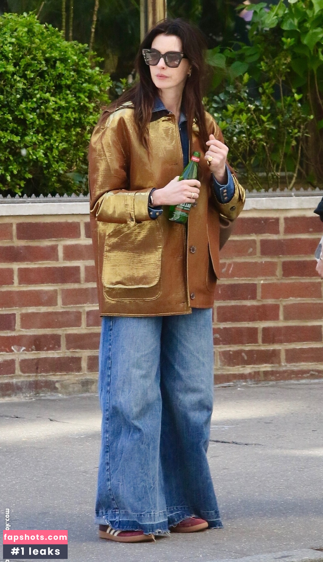 Anne Hathaway gallery photo #82