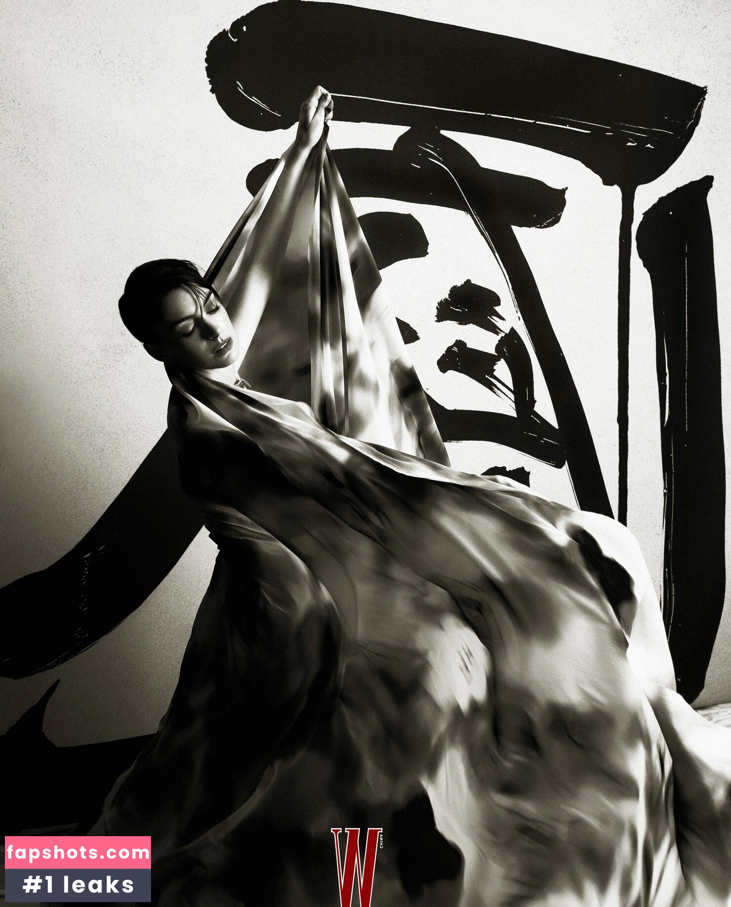 Anne Hathaway gallery photo #84