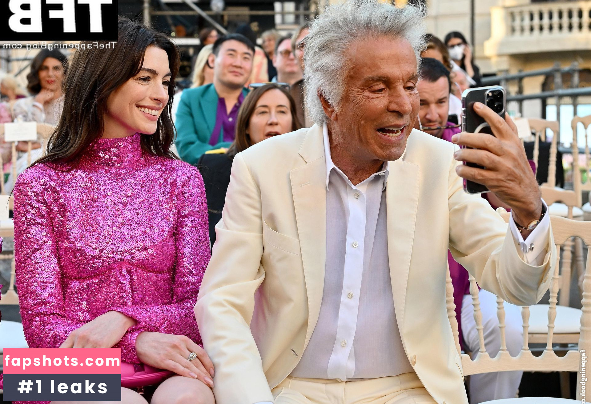 Anne Hathaway gallery photo #930