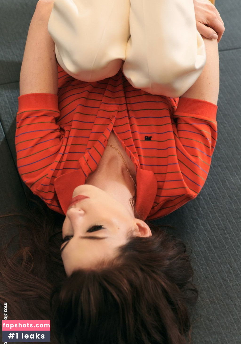 Anne Hathaway gallery photo #960