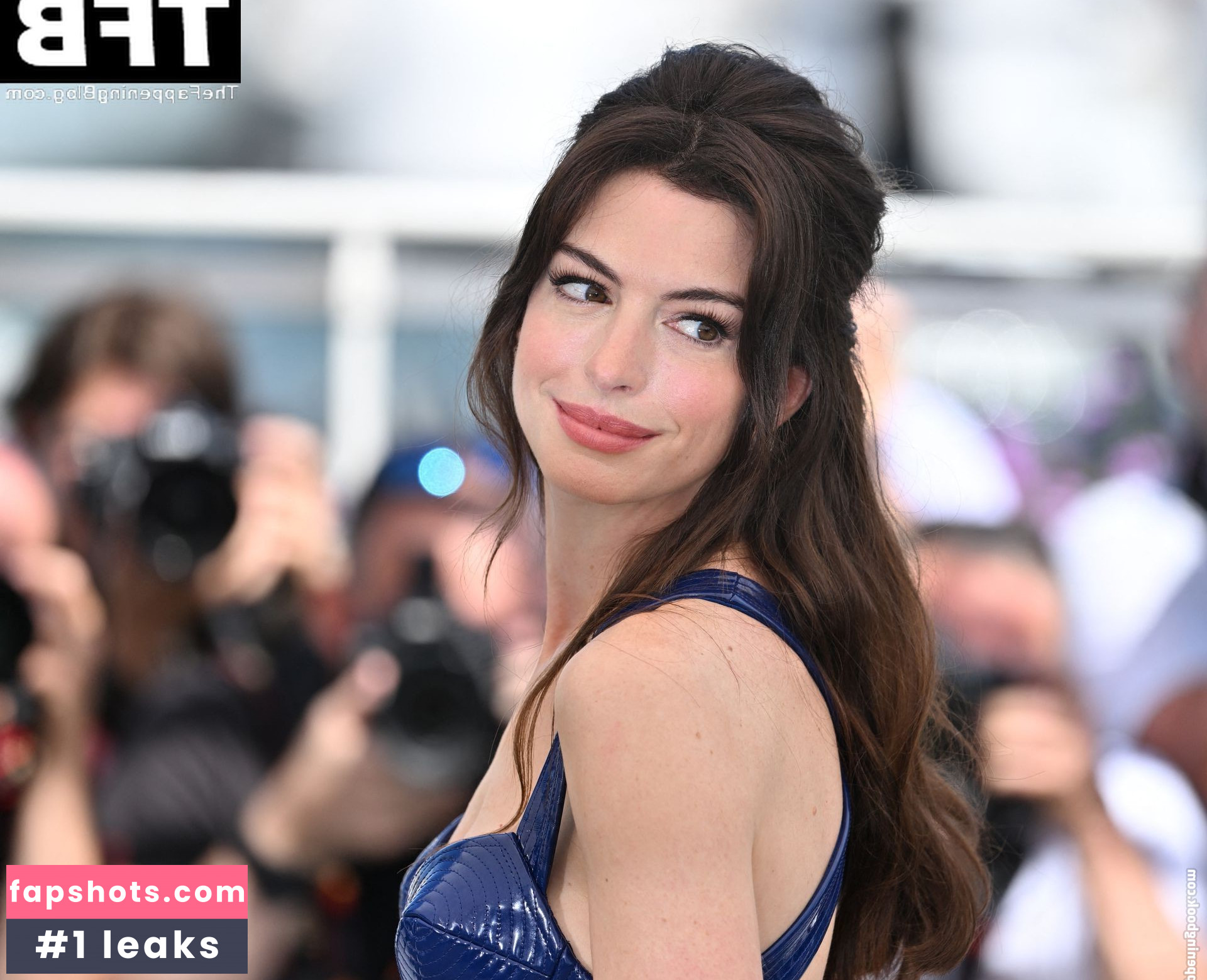 Anne Hathaway gallery photo #996