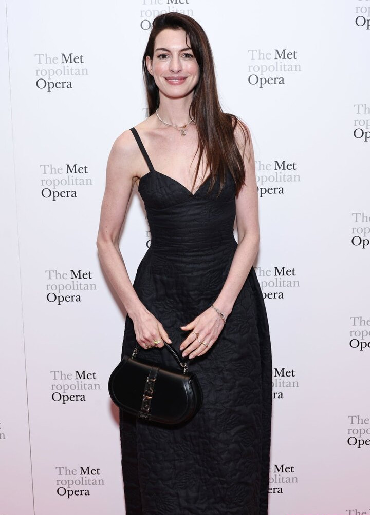 anne-hathaway Nahé úniky fotek pouze od fanoušků #1617 - Fapshots