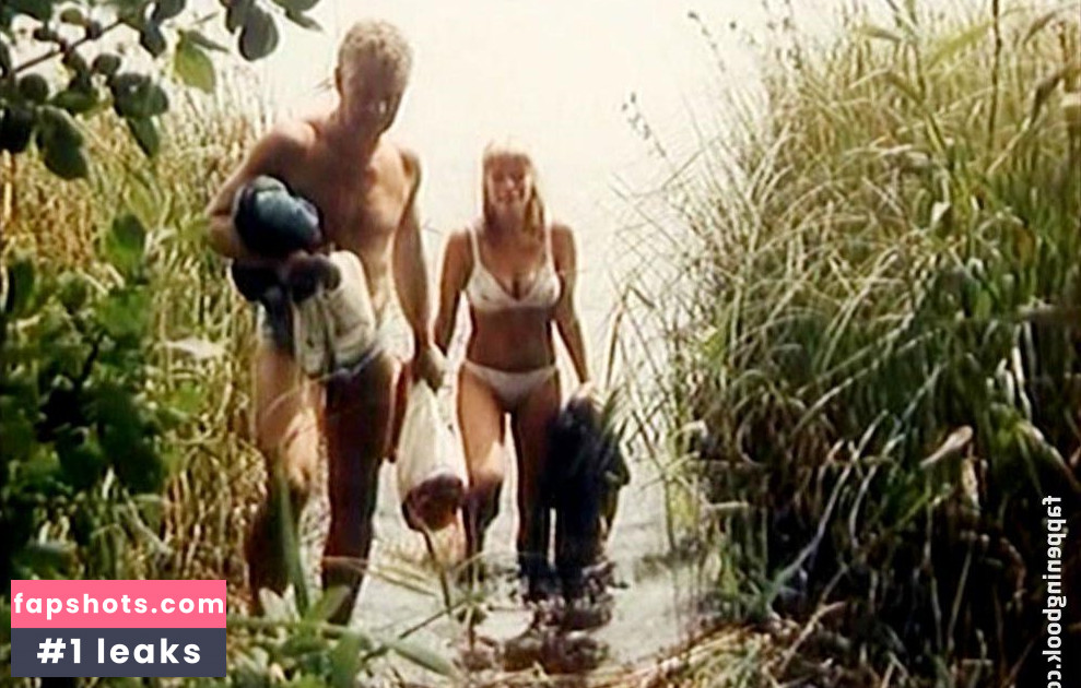 Anne Kasprik gallery photo #5