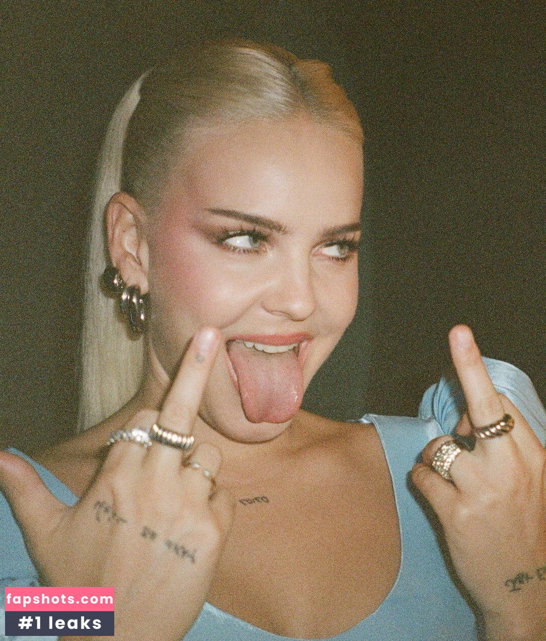 Anne-Marie gallery photo #45