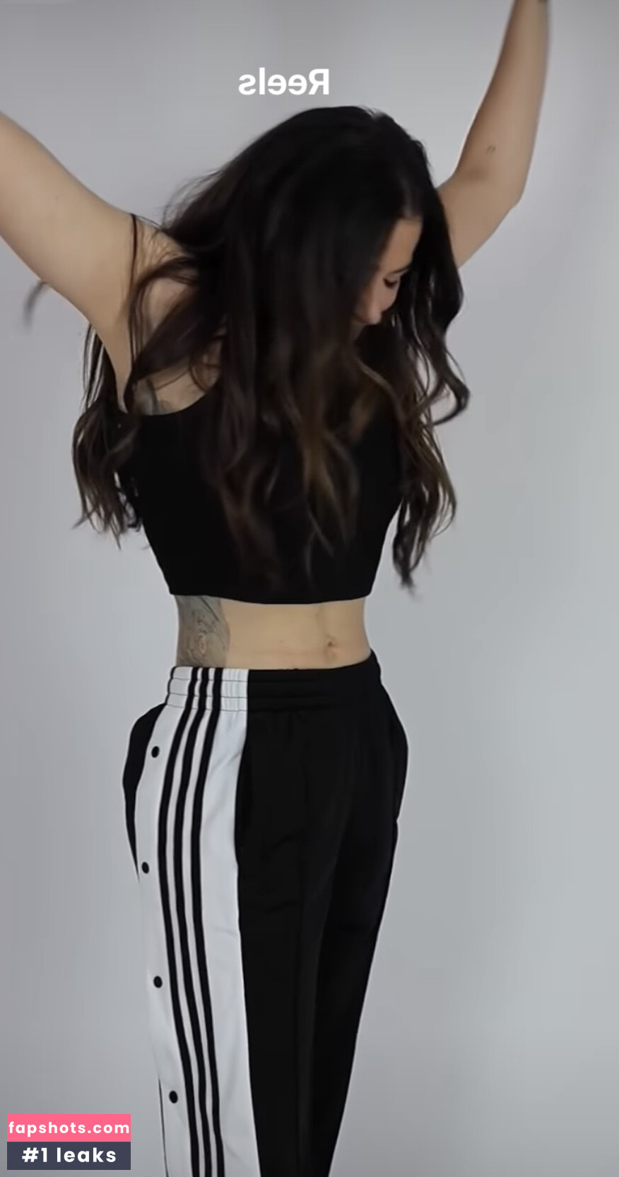 Anne Menden gallery photo #18