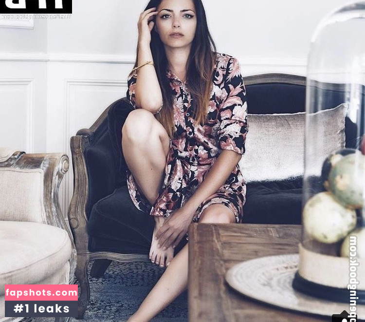 Anne Menden gallery photo #48