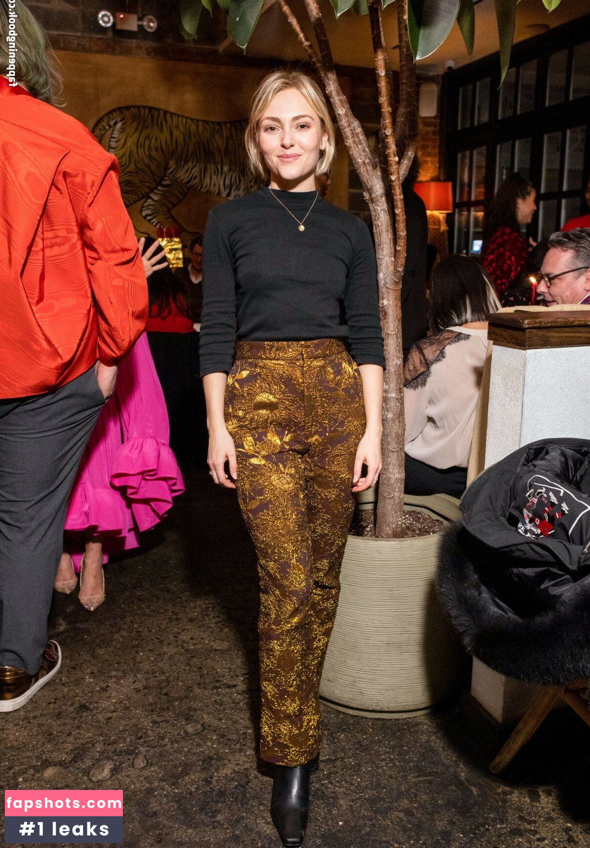 Anne Sofia Robbe nude babe gallery