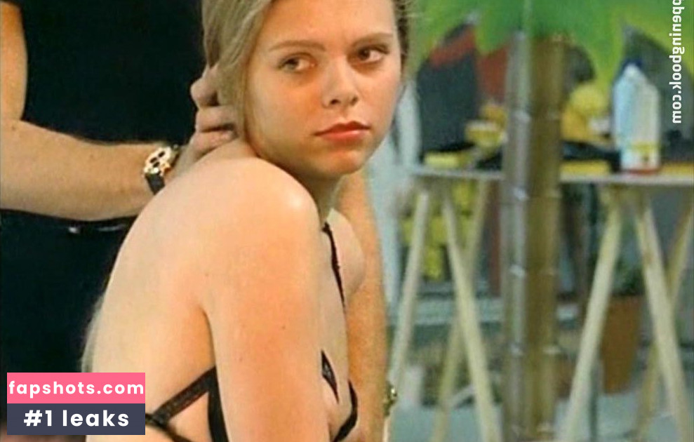 Anne-Sophie Briest gallery photo #13