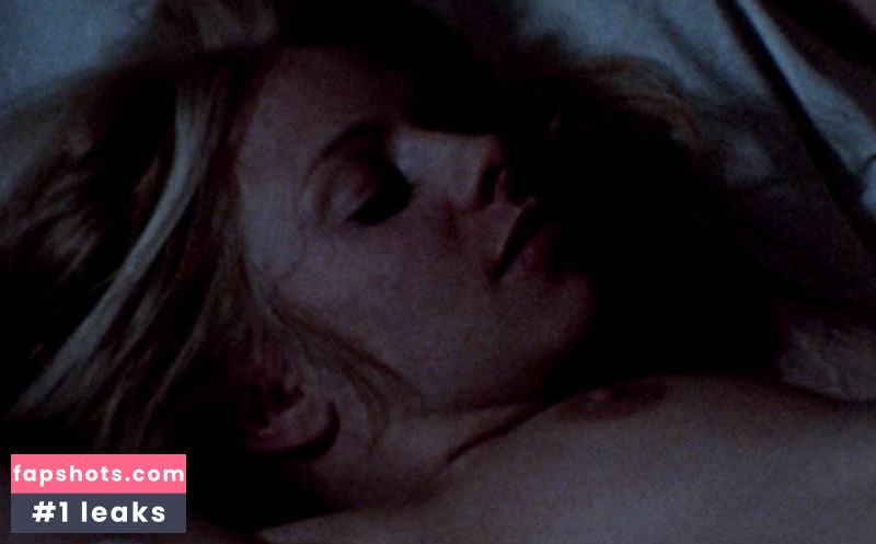 Anne Sparrow gallery photo #8