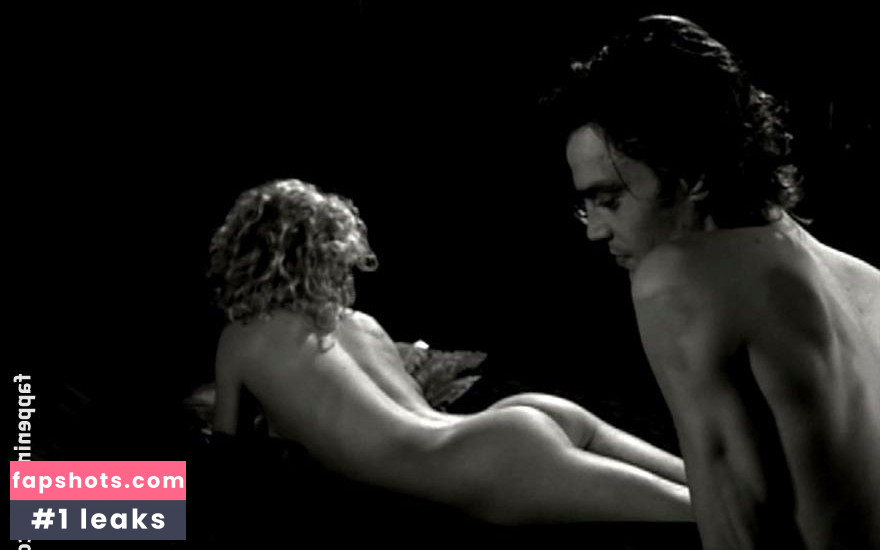 Anne van de Ven gallery photo #3