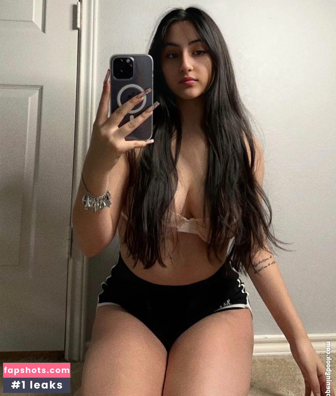 Anneiise Nacktheit OnlyFans Fotos #6 - Fapshots