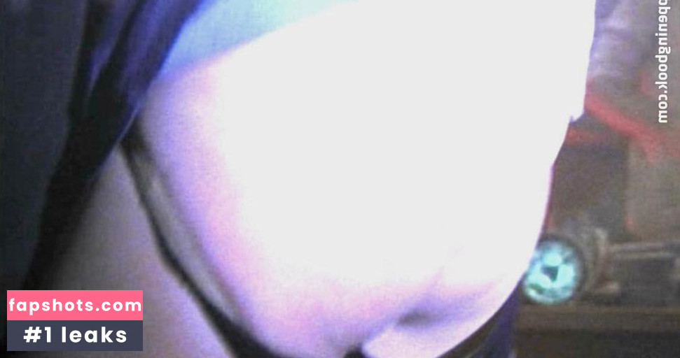 Anneke Kim Sarnau gallery photo #59