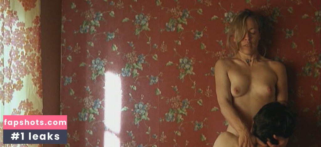 Anneke Kim Sarnau gallery photo #64