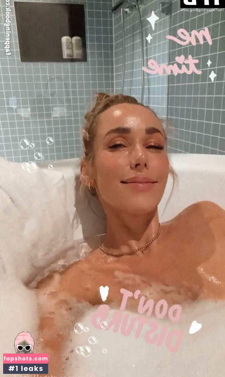 Annemarie Carpendale Nude Leaks OnlyFans Photos #273 - Fapshots