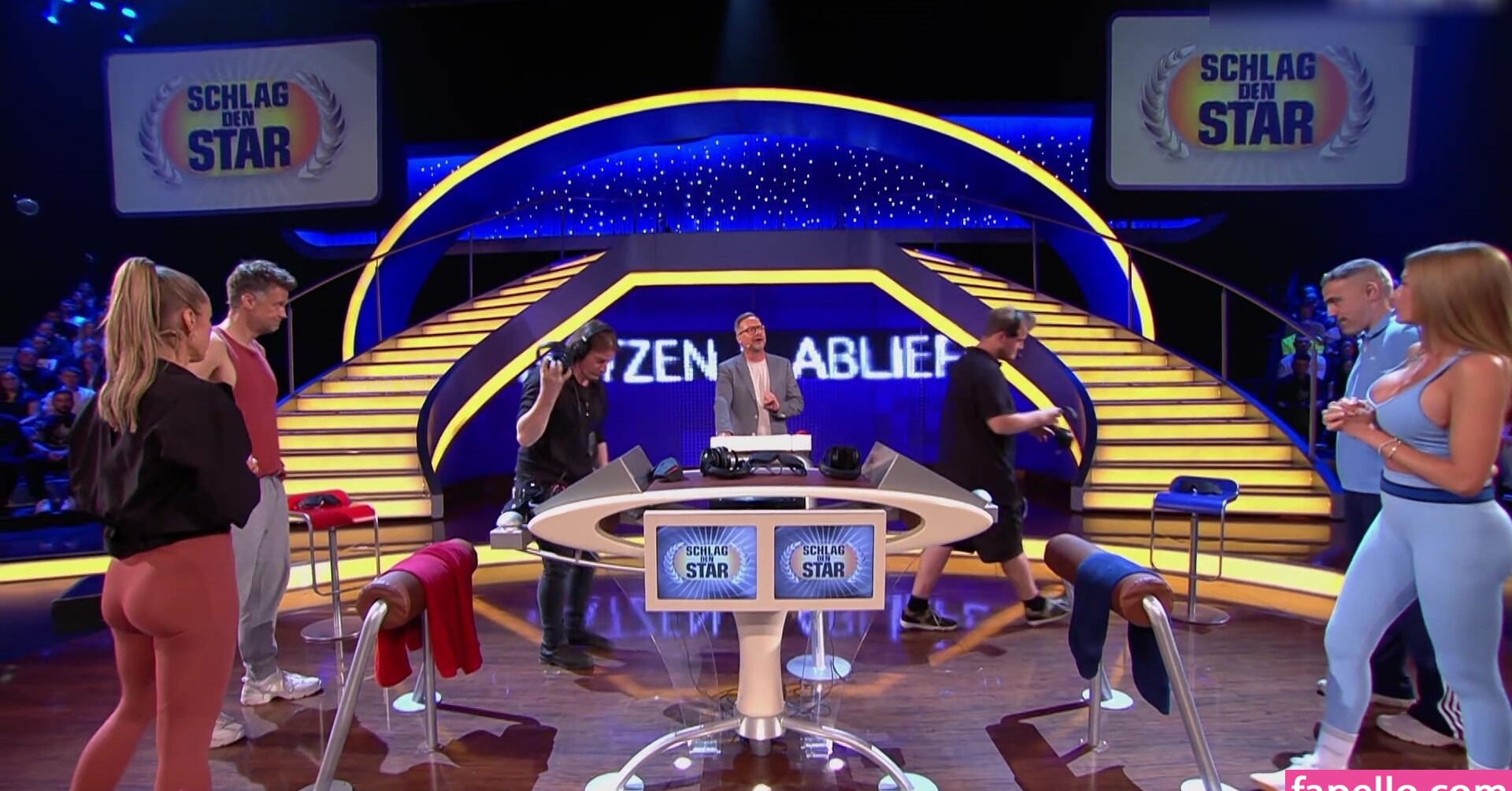 annemarie-carpendale Nude Leaks OnlyFans Photos #112 - LeakJerk