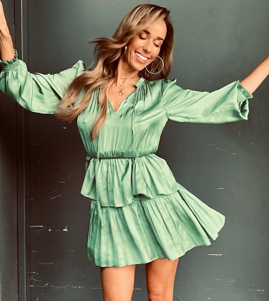 annemarie-carpendale Nude Leaks OnlyFans Photos #239 - LeakJerk