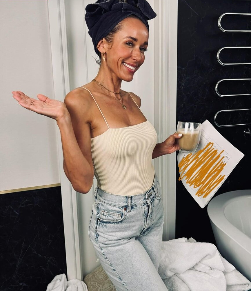 annemarie-carpendale Nude Leaks OnlyFans Photos #307 - LeakJerk