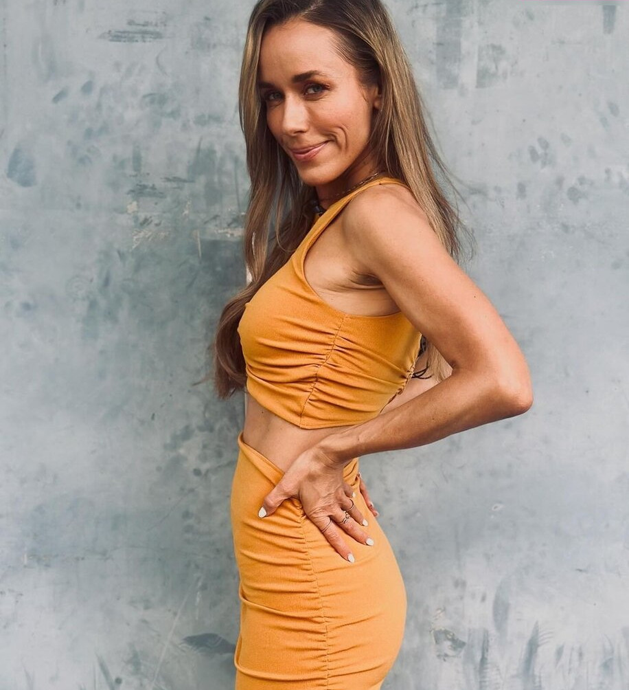 annemarie-carpendale Nude Leaks OnlyFans Photos #322 - LeakJerk