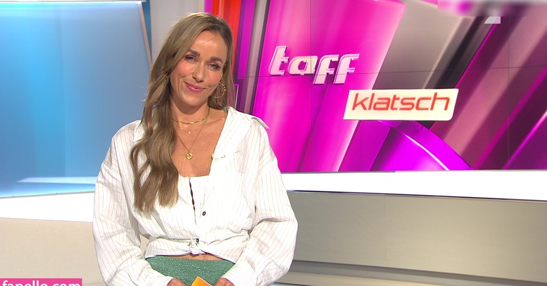 annemarie-carpendale Nude Leaks OnlyFans Photos #396 - LeakJerk